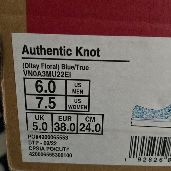 Brand New! Vans Authentic Knot slides - Picture 8 of 8